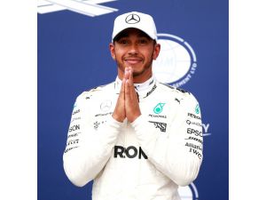 Mercedes, Lewis Hamilton ile nikah tazeledi