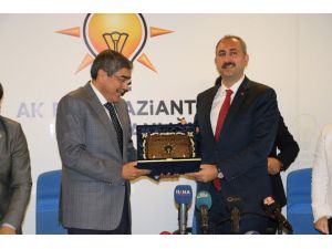 Adalet Bakanı Gül’den AK Parti Gaziantep İl Başkanlığı’na ziyaret