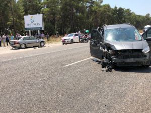 Seydikemer trafik kazası: 7 yaralı