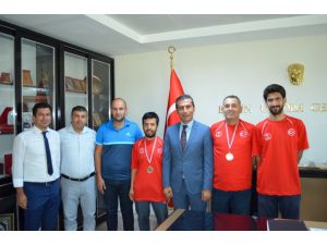 Masa tenisinde Adıyaman Türkiye üçüncüsü oldu
