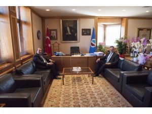 Milletvekili Karacan, Rektörü Çomaklı’yı ziyaret etti
