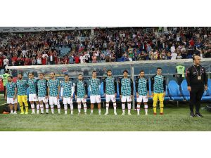 Uefa Uluslar Ligi: Rusya: 1 - Türkiye: 0 (İlk Yarı)