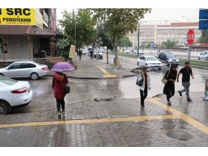 Gaziantep’te Sağanak Yağışlar Nefes Aldırdı