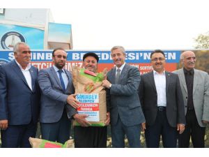 Şahinbey Belediyesi Buğday Ve Arpa Tohumu Dağıtımını Sürdürüyor
