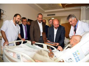 Başkan Pekyatırmacı’dan Hastalara Ziyaret