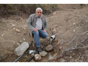 Köylüler Su Sorununun Çözülmesini Bekliyor