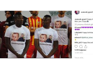 Dünyaca Ünlü Futbolcu Gyan, En Küçük Şehidin Doğum Gününü Kutladı