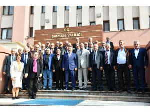 Muhtarlar Vali Kaymak’tan “Muhtarlık Büroları” Konusunda Destek İstedi