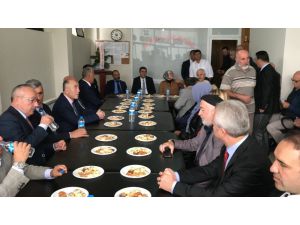 Başkan Yemenici, Muhtarlarla Bir Araya Geldi