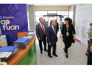 Başkan Büyükkılıç: "Kitap Fuarı Kayseri’nin Kültür Ve Sanat Merkezi Olduğunun Göstergesidir"