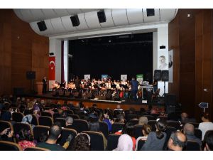 Öğrencilerin Konseri Büyük İlgi Gördü