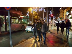 Banka Görevlileri Oyaladı, Polis Yakaladı