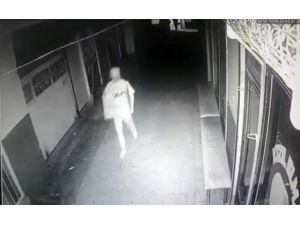 Güle Oynaya Hırsızlık Yapan Hırsızlar Tutuklandı