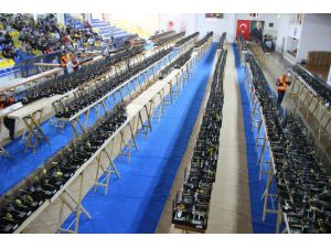 Dünyanın En Büyük Kanarya Yarışması Edremit’te Başladı