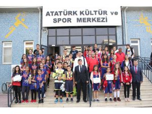 Potada Renkler Farklı Duygular Aynı