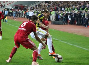 Spor Toto Süper Lig: Dg Sivasspor: 0 - Fenerbahçe: 0 (Maç Sonucu)