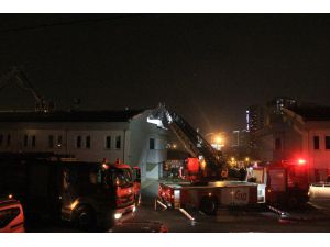 İett’de Garajında Korkutan Yangın