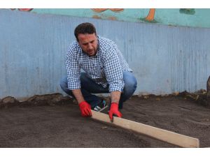 Fedakar Öğretmenler Okullarını Kış Mevsimine Hazırlıyor