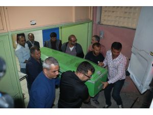Anneleri Tarafından Öldürülen Çocukları Cenazeleri Ailesine Teslim Edildi