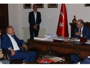 Alemdaroğlu: “Mevcut Sanayimiz Şehrimizi Kaldıramıyor”