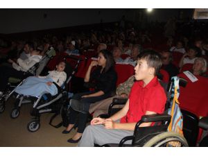 Teşhis Konulamayan Baran Ve Deniz İçin 8 Sanatçı Gönüllü Konser Verdi