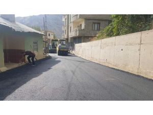 Şemdinli’de Yollar Asfaltlanıyor