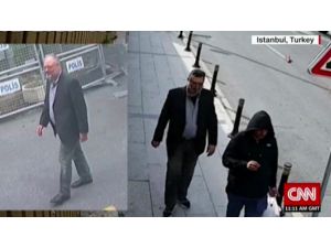Kaşıkçı’nın Kıyafetlerini Giydi, Konsolosluğun Arka Kapısından Çıktı