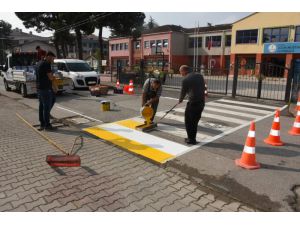 Okul Önlerine Yaya Geçitleri