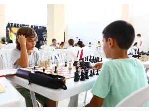 Manavgat'ta Cumhuriyet Bayramı Satranç Turnuvası
