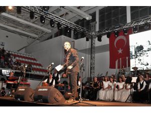 "Bir Cumhuriyet Hikayesi" Adanalılarla Buluştu
