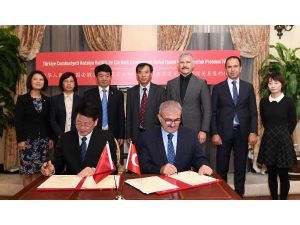 Antalya Ve Çin'in Anhui Eyaleti Dostluk Protokolü İmzladı