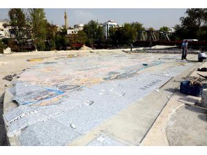 Manavgat'ın Haritası Kent Meydanına İşleniyor