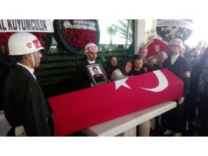 Kazada Hayatını Kaybeden Astsubay İzmir’de Toprağa Verildi