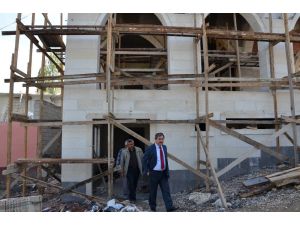 Yenice Mahallesindeki Cami Restore Ediliyor