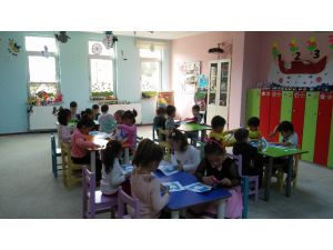 Nezaket Okulunda Drama Eşliğinde Konuşma Ve Dinleme Adabı Eğitimi