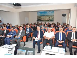 Vali Güvençer Gölmarmaralı Muhtarlarla Buluştu