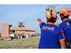 Gerçeği Aratmayan Deprem Tatbikatı