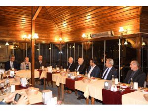 Beypazarı Belediye Başkanı Kaplan’dan Eski Başkanlara Plaket