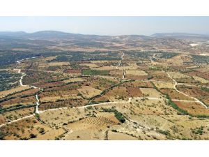Arazi Yolları Açıldıkça Çiftçinin Yüzü Gülüyor