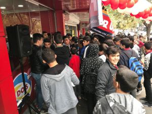 Erzincan’da Bedava Döner İzdihamı