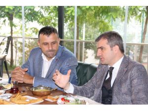 Başkan Yemenici Taksici Esnafı İle Bir Araya Geldi