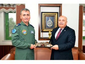 Tuğgeneral Karsavuranoğlu Rektör Gönüllü İle Bir Araya Geldi