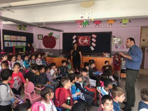 Samandağ’da Geri Dönüşüm Çalışmaları Sürüyor