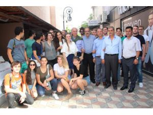 Yabancı Öğrenciler İskenderun’da El Sanatları Sergisi Açtı