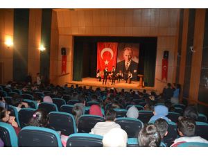 Tatvan’da Fuat Sezgin Anısına Etkinlik Düzenlendi