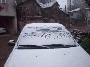 Balıkesir’e Yılın İlk Karı Düştü