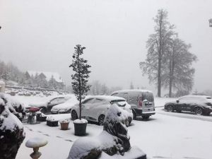 Kartepe’ye Yılın İlk Karı Düştü