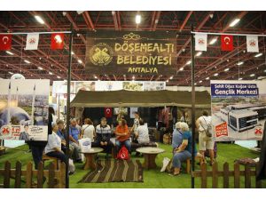 Döşemealtı’nın Kıl Çadırı Standında Renkli Görüntüler