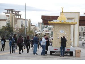 Nevşehir Belediyesi Üniversite Öğrencilerine Çorba İkram Etti