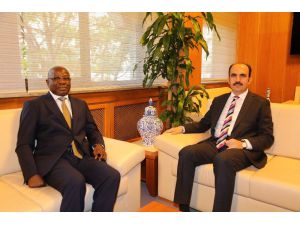 Benin Büyükelçisi Gomina Başkan Altay’ı Ziyaret Etti